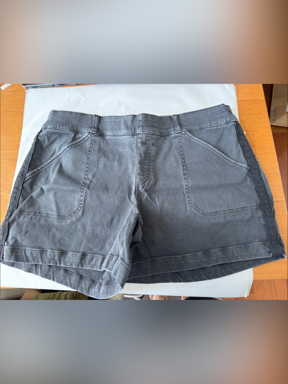 Spanx Charcoal Grey Twill Shorts with Side Trim